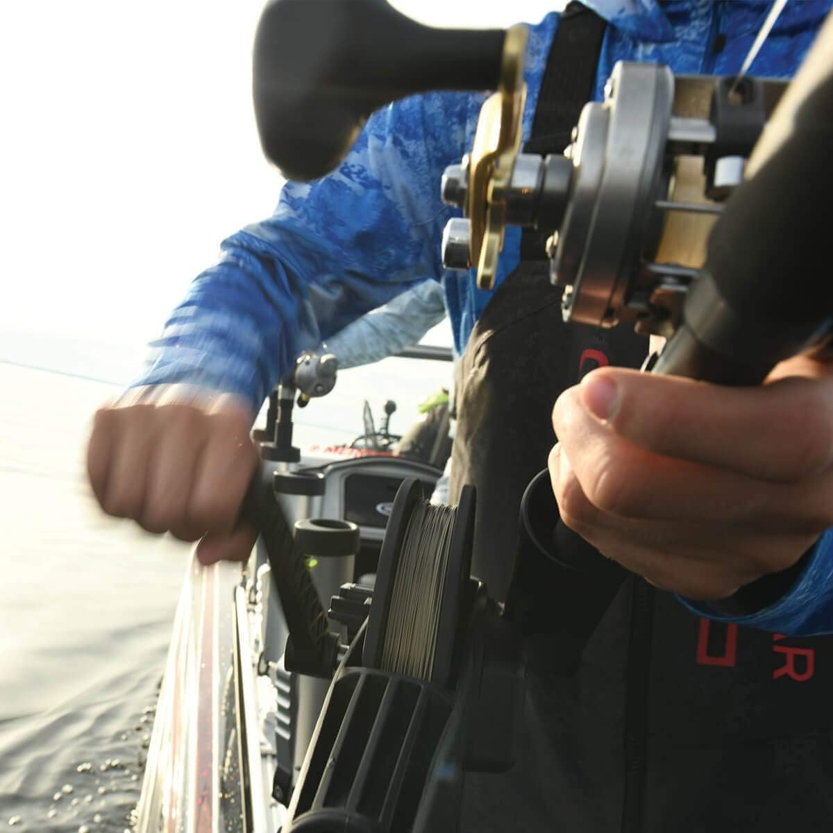 Cannon Uni-Troll 10 STX 1901130 Manual Downrigger – 24in-53in Telescopic Boom with Depth Counter and Rod Holder - Image 6