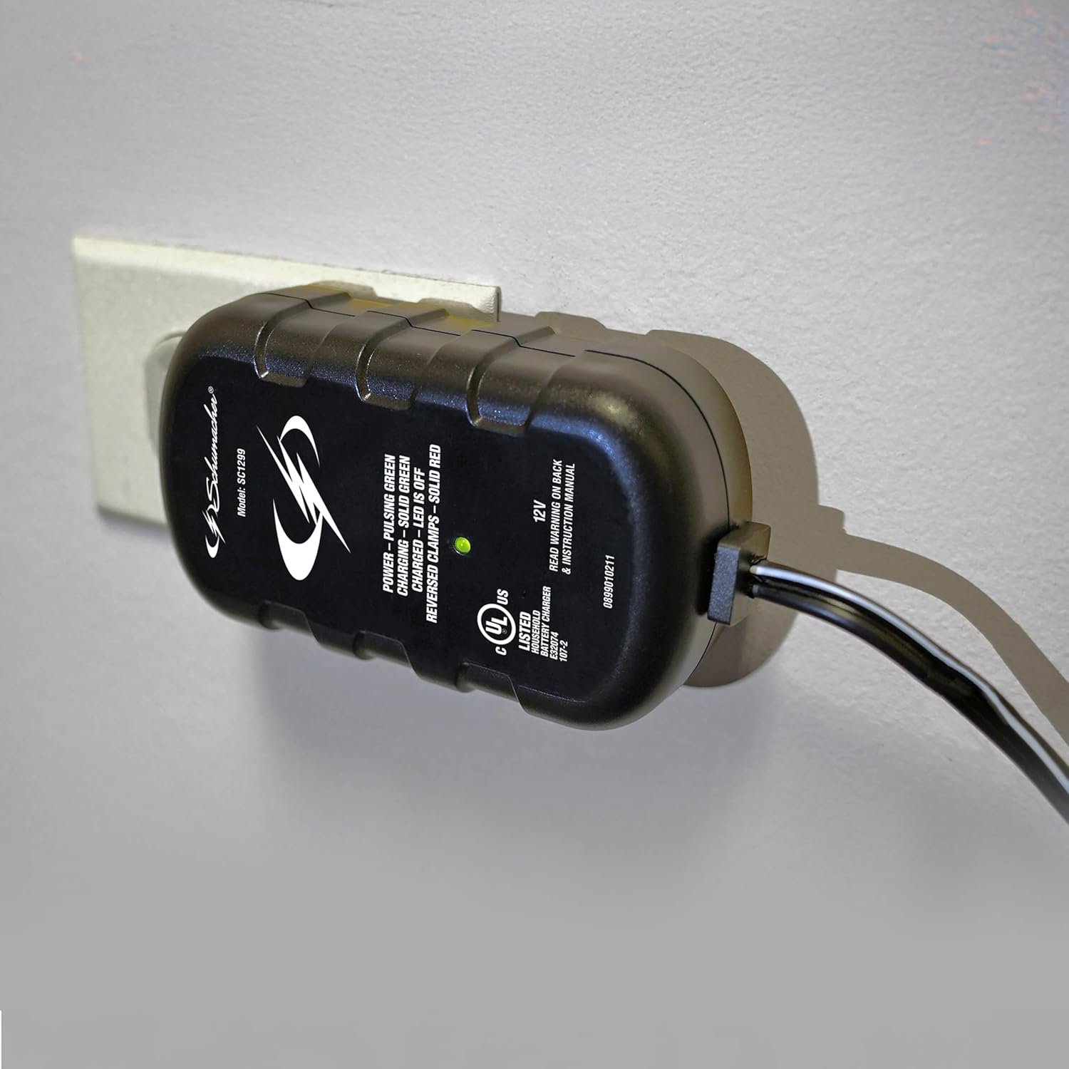Schumacher SC1299 800mA 12V Battery Maintainer – Automatic Charger for Long-Term Battery Storage - Image 4