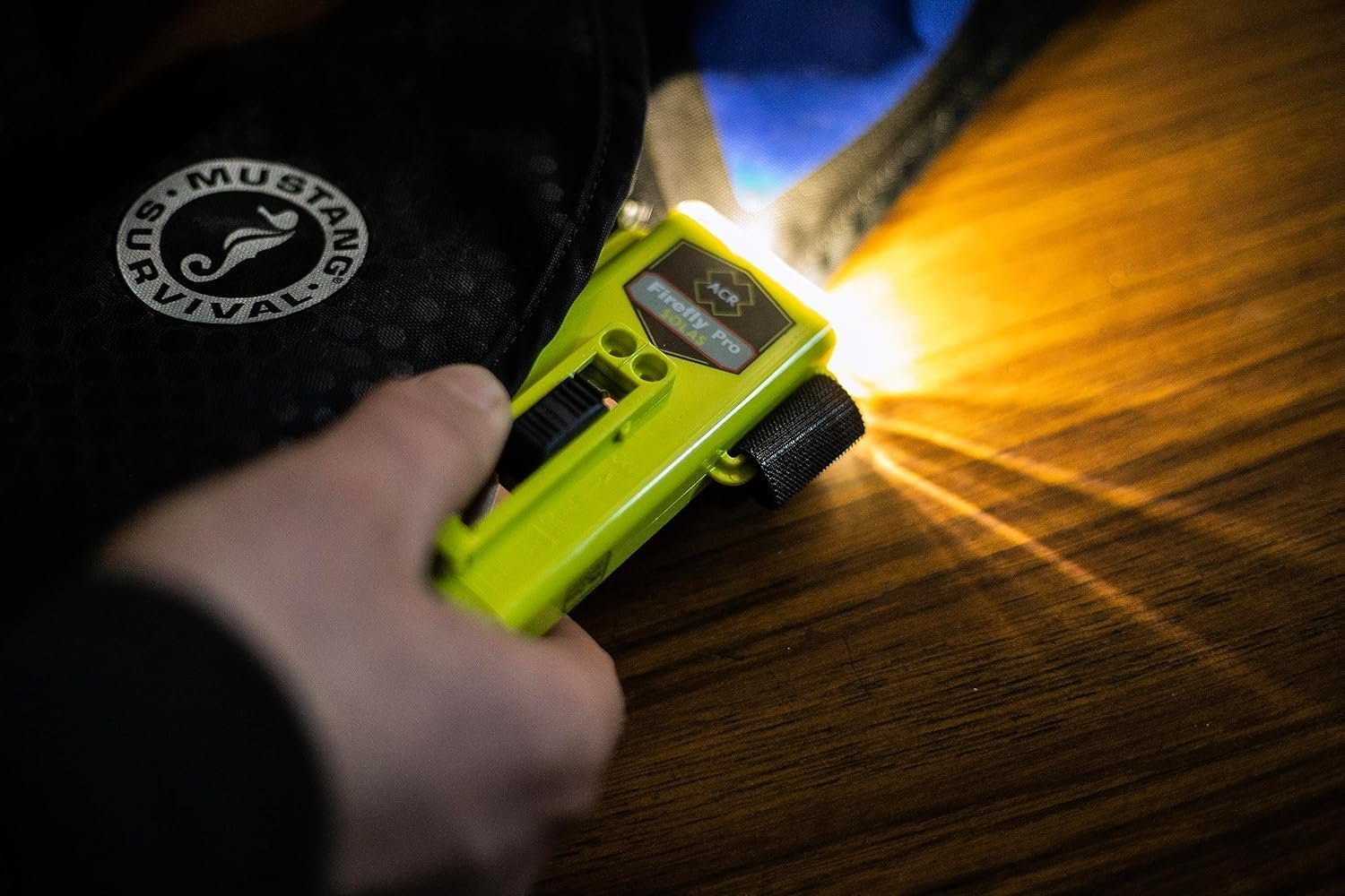 ACR Electronics 39703 Firefly PRO SOLAS LED Strobe – Waterproof Emergency Safety Light with 41 Candela Output - Image 2