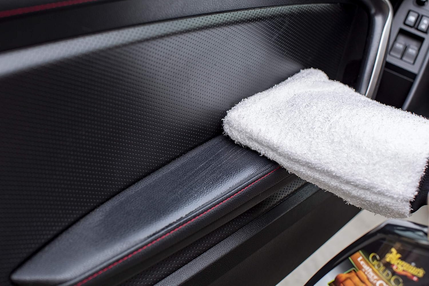 Meguiar's X3002 Microfiber Wash Mitt – Premium Chenille Microfiber, Paint-Safe Cleaning, Reusable Automotive Wash Mitt - Image 7