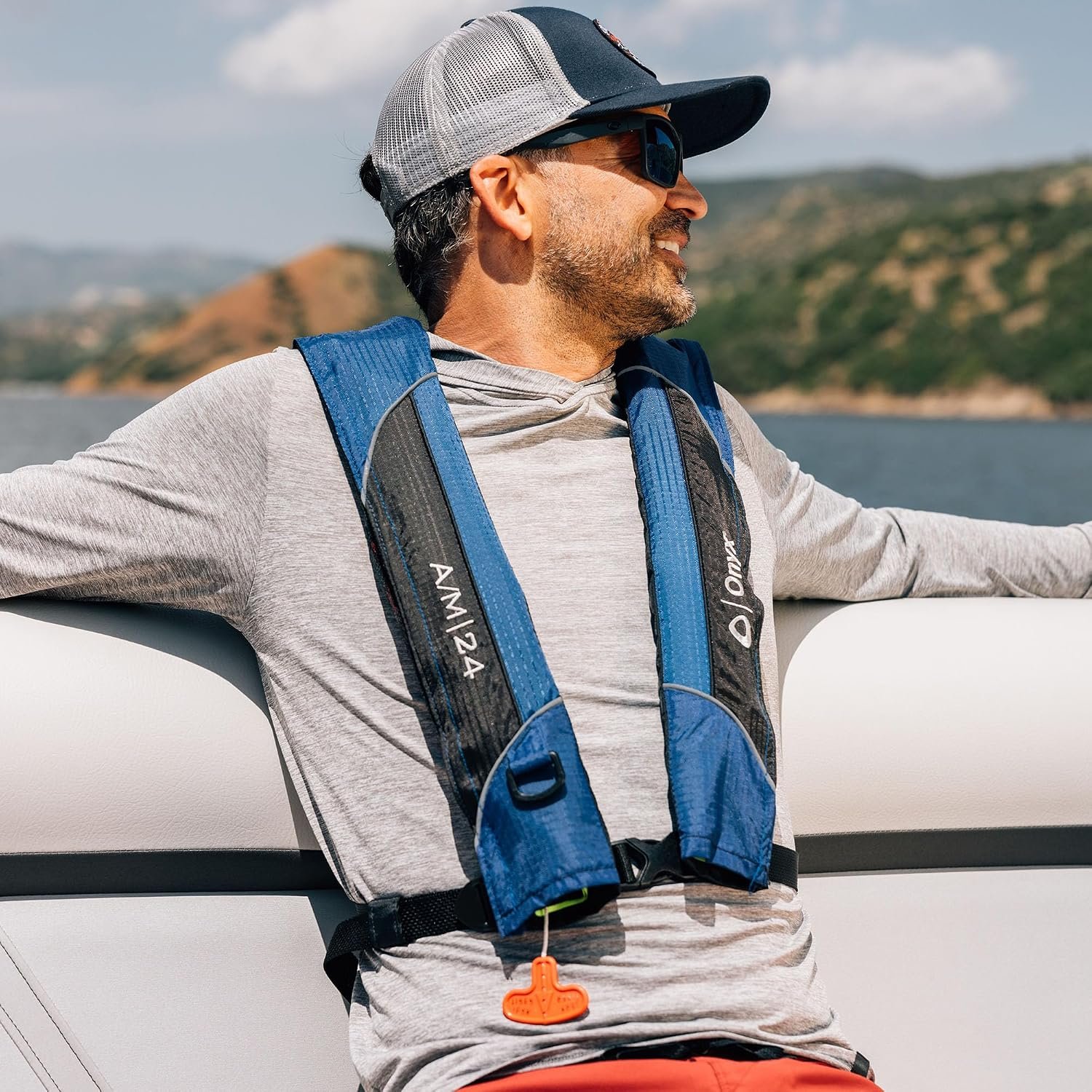 Onyx Outdoor A/M-24 Auto/Manual Inflatable Life Jacket Blue – Type V PFD with 24lb Buoyancy and Lightweight Comfort - Image 2