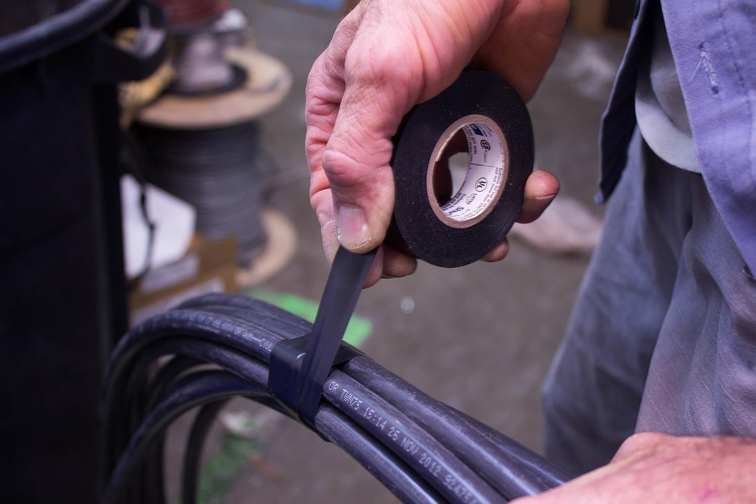 Shurtape EV 077 Black Foam Tape – 3/4in x 66ft Closed-Cell Weather Seal Tape, 100 Roll Carton - Image 4
